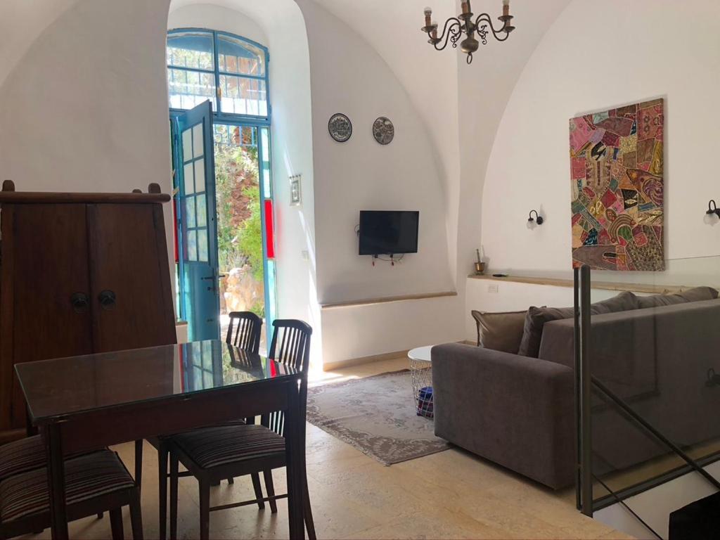 One Bedroom Stone Apartment 예루살렘 외부 사진
