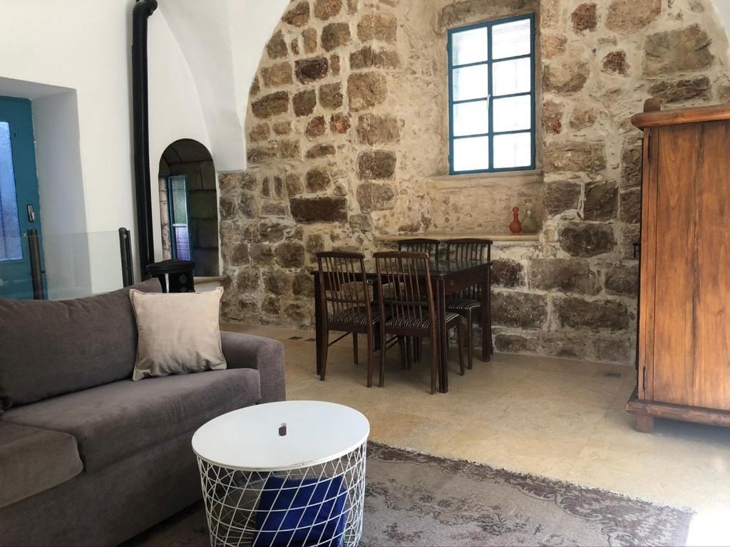 One Bedroom Stone Apartment 예루살렘 외부 사진